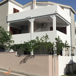 Rubis Apartment Rovanjska